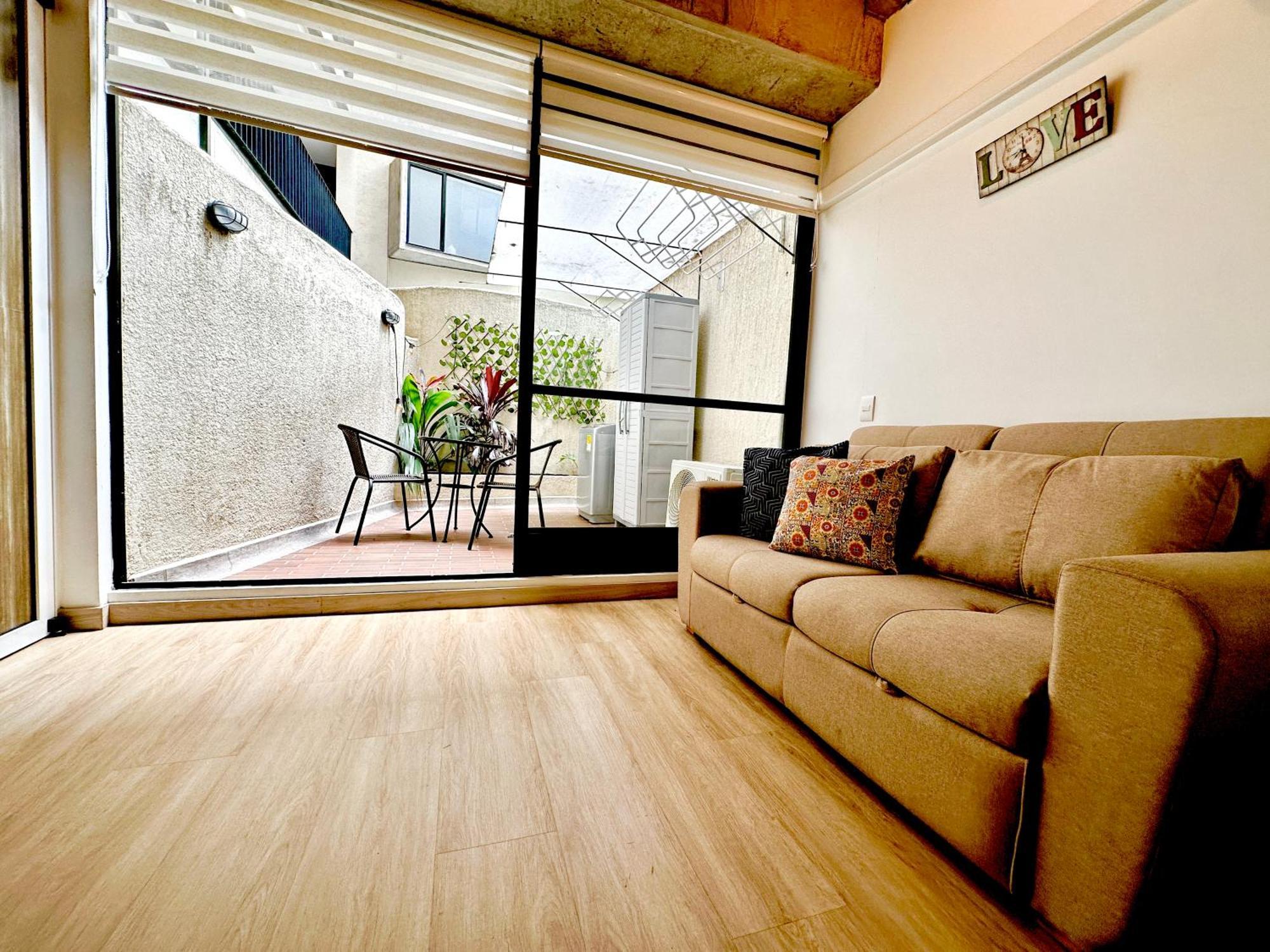 Prime Laureles Location With Air Conditioning Medellin Exterior photo