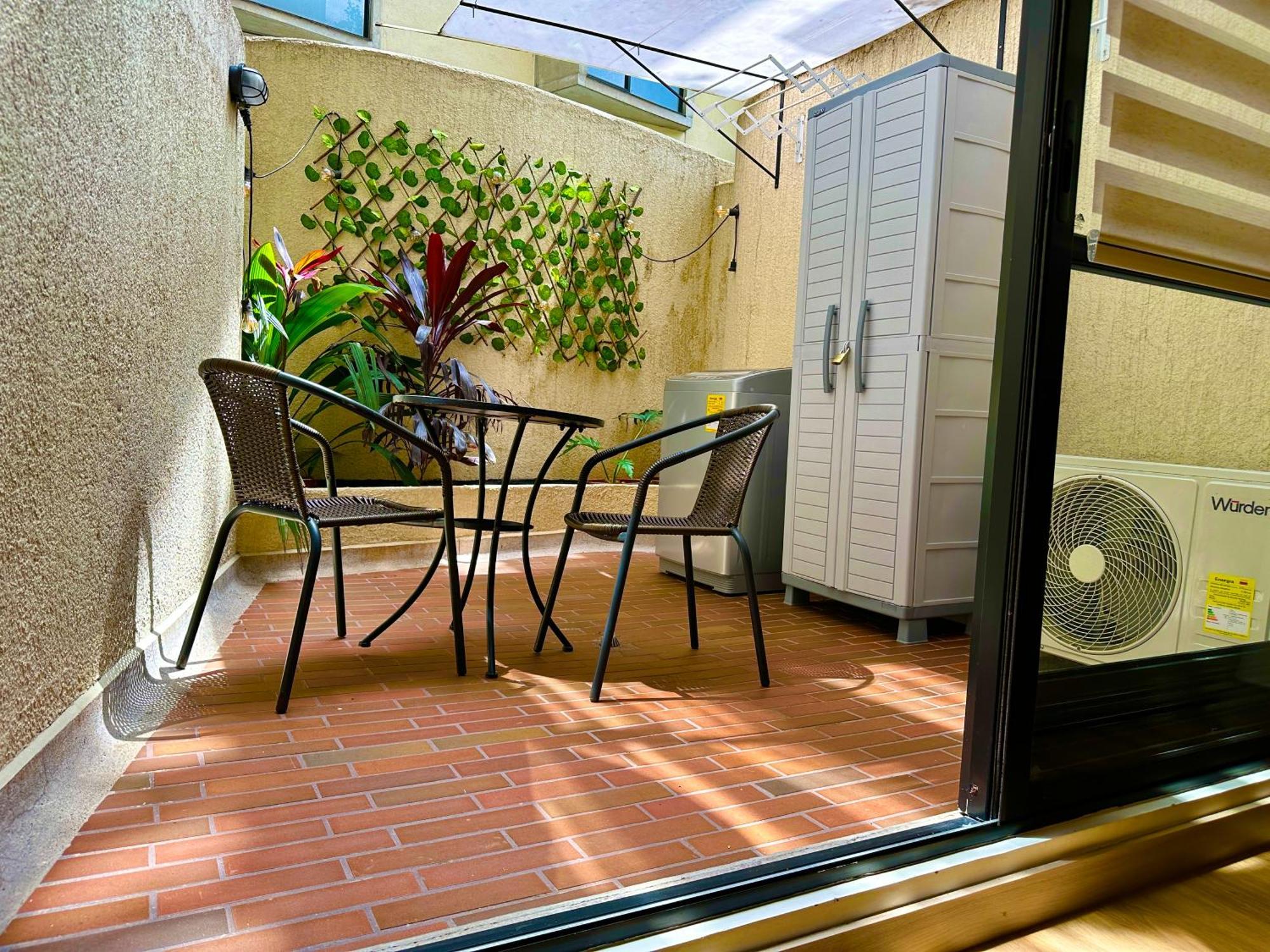 Prime Laureles Location With Air Conditioning Medellin Exterior photo